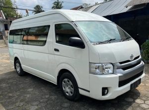 Sewa Hiace Purwokerto Dieng