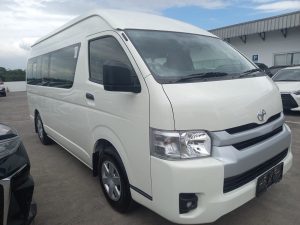 Sewa hiace commuter solo