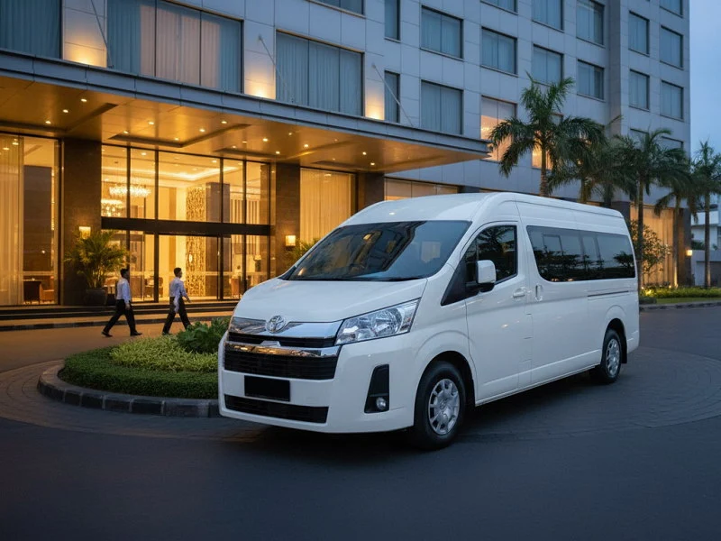 Hiace Premio Semarang untuk perjalanan VIP dan corporate
