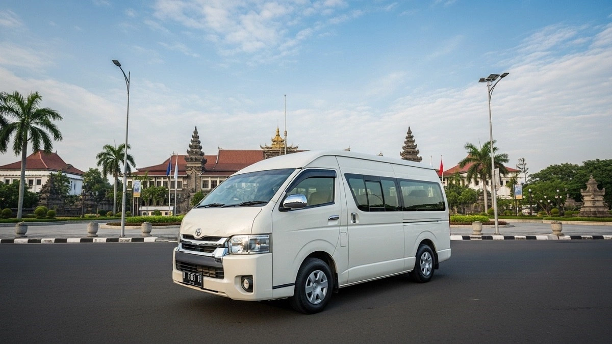 rental hiace solo murah dengan sopir profesional
