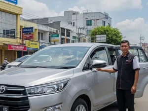 Rental mobil Bekasi dengan supir profesional