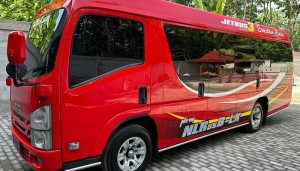 Rental Elf Long Cirebon Thalita Rentcar 14 sampai 16 seat 