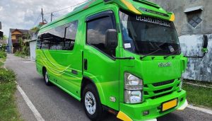 Rental Elf Giga NLR Cirebon Thalita Rentcar 18 sampai 20 seat