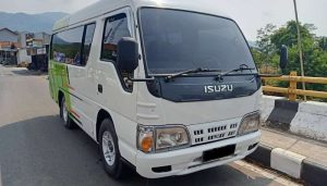 Sewa Elf Short Bogor Thalita Rentcar 10 sampai 14 seat